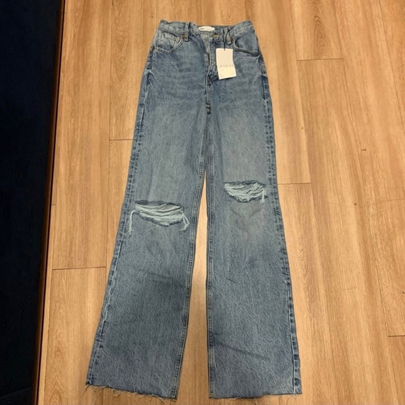 Zara Hi Rise Wide Leg Jeans - Picture 3 of 5
